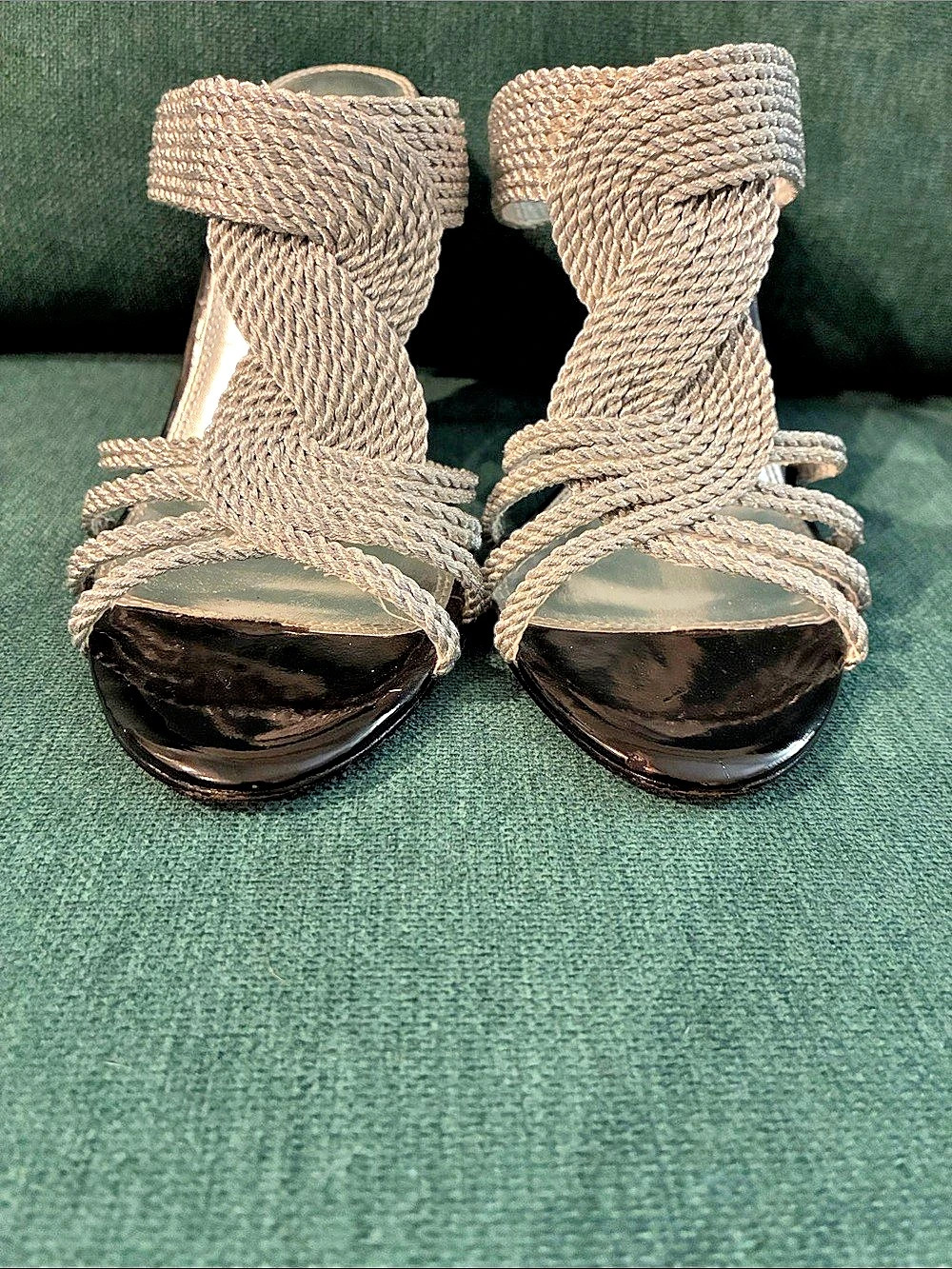 White House Black Market Rebbie Woven High Heel Sandals Silver & Black Size 7M.